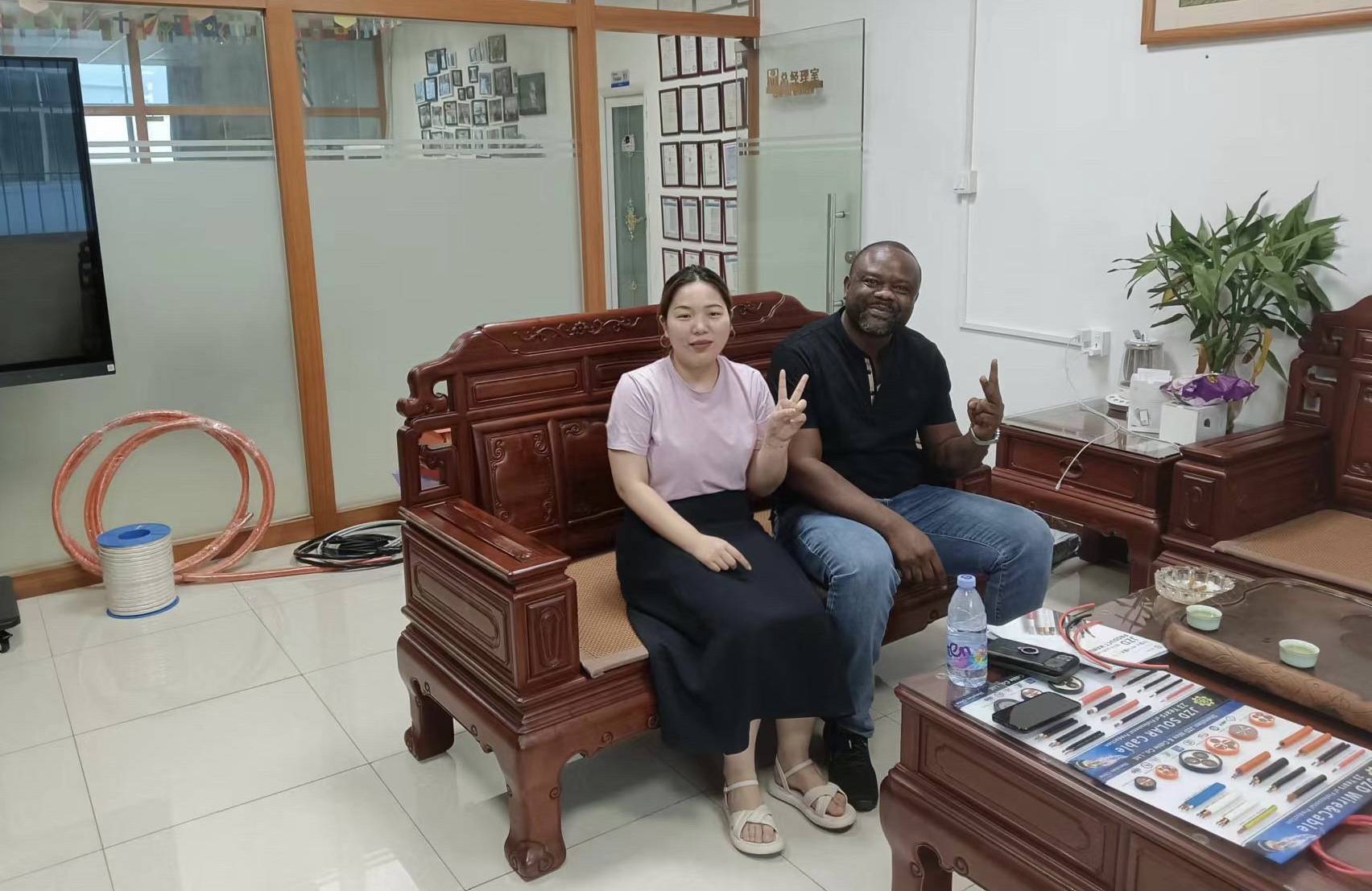 來自津巴布韋客戶對(duì)太陽能光伏電纜的一致贊譽(yù)